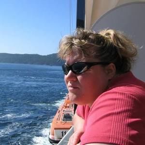 Meet your Posher, Shelly